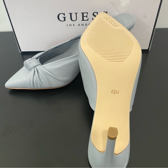 Guess Women's Akela Knot Front Pointed Toe Mules Leather Light Gray Size 5.5 - Picture 4 of 6